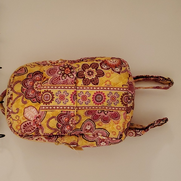 Vera Bradley mini backpack and matching lunch box. - Picture 2 of 4